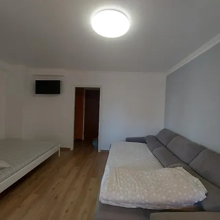 아파트 Quiet And Air-conditioned - Near And Cannes *